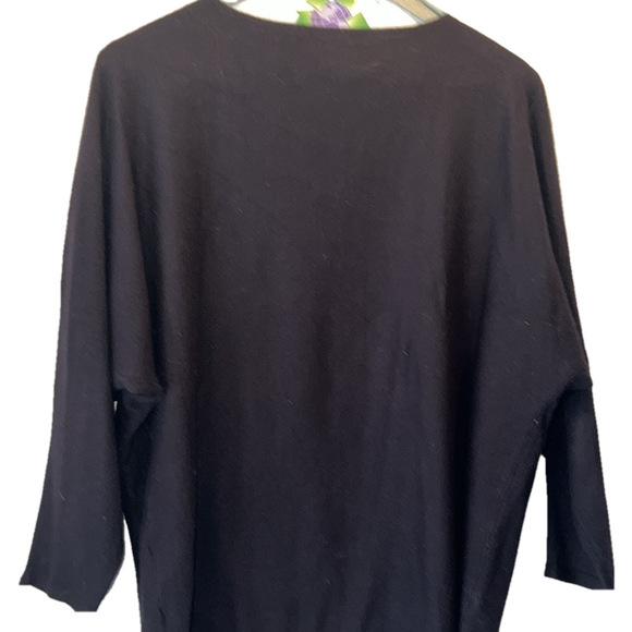 Aaeda Sweater Top, SZ M, PTP 22", Length 24", Off Center V Neck, Tri-Color Top, - Picture 3 of 7